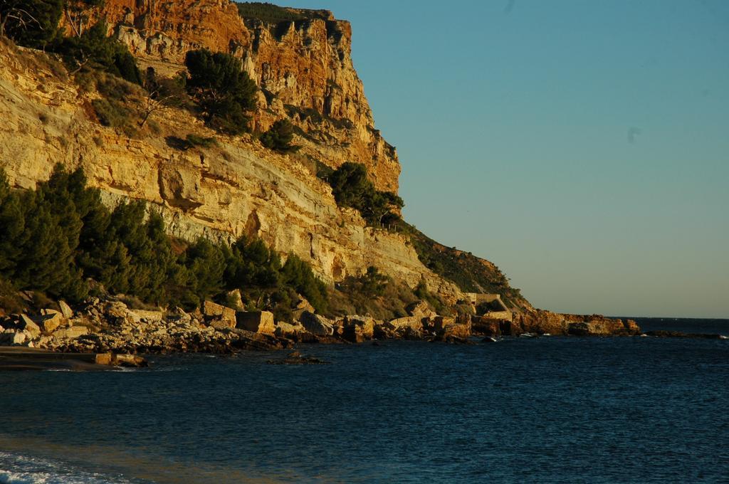 Cassis Loc - Chambre Meublee Zewnętrze zdjęcie